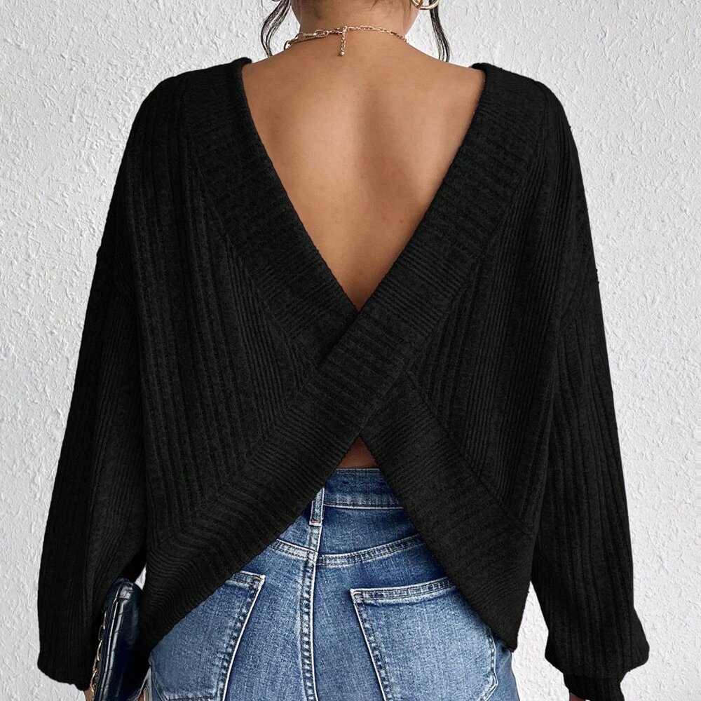 Black Casual Women's Criss-Cross Back T-Shirt - Picture 6 of 6
